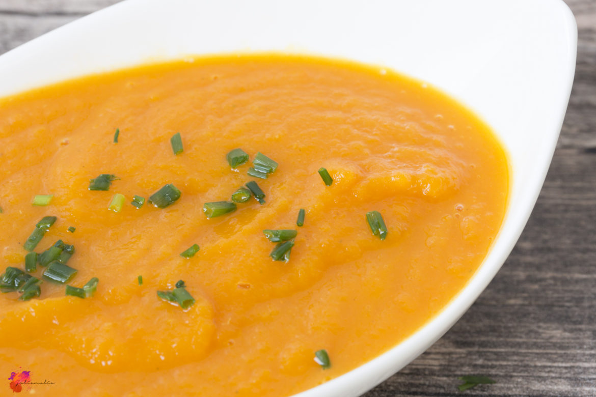cremige Möhrensuppe - perfekt für die kalten Tage - juliamalia